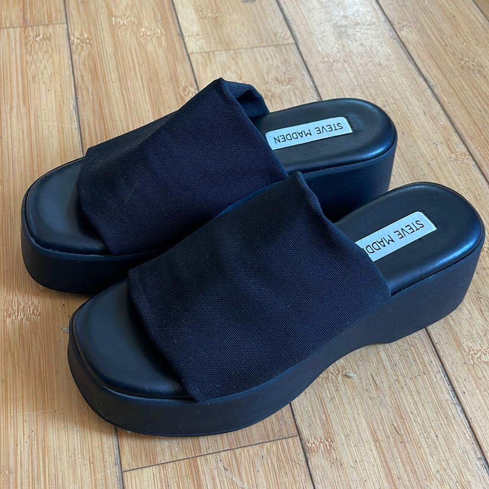 Steve Madden Slinky30